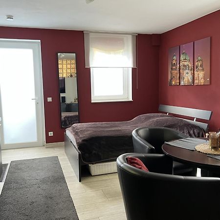 Fewo Mit Garten, Kamin U. Whirlpool برلين المظهر الخارجي الصورة