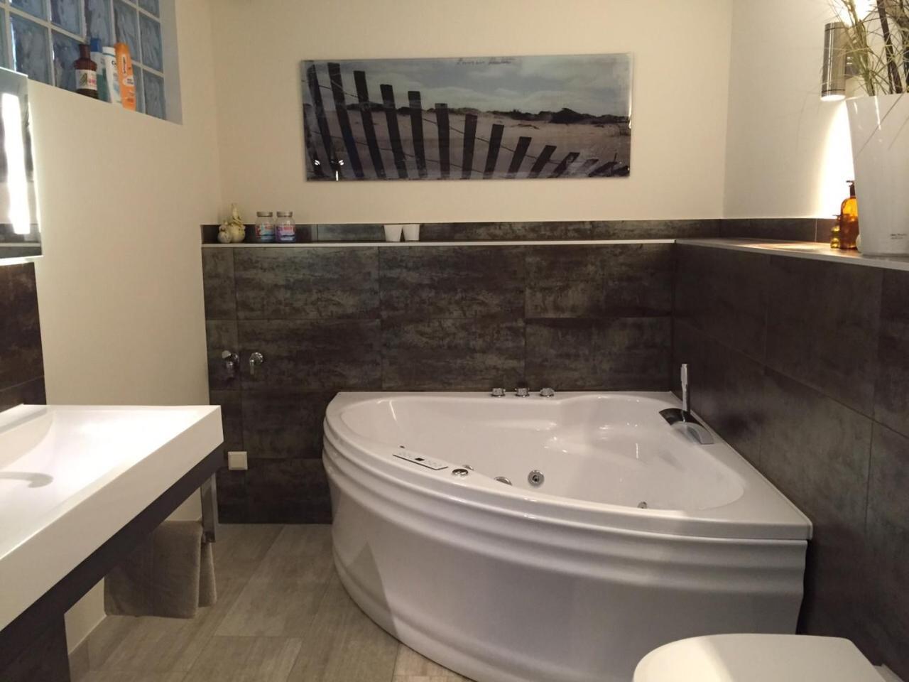 Fewo Mit Garten, Kamin U. Whirlpool برلين المظهر الخارجي الصورة